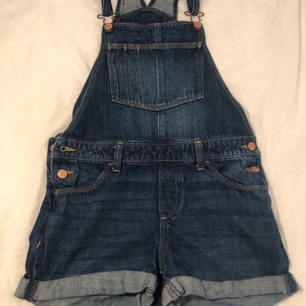 Old Navy Jean Overall shorts